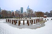 France, Hauts de Seine, Puteaux, Puteaux Island, Rose Garden with snow