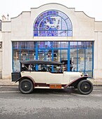 France, Hauts de Seine, Puteaux, Atelier Gaston Garino, car museum
