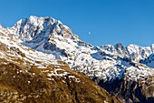 Frankreich, Hautes Alpes, Ecrins-Nationalpark, Tal von Valgaudemar, La Chapelle en Valgaudémar, Jocelme-Gipfel (3458m)