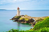 Frankreich, Finistere, Iroise Meer, Goulet von Brest, Plouzane, Pointe du Petit Minou, Petit Minou Leuchtturm