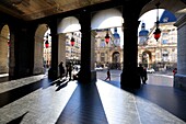 Frankreich, Rhône, Lyon, 1. Arrondissement, Stadtteil Les Terreaux, Place de la Comédie, Oper, Rathaus im Hintergrund