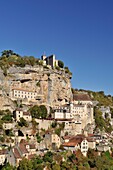 Frankreich, Lot, Haut Quercy, Rocamadour, mittelalterliche religiöse Stadt mit ihren Heiligtümern über der Schlucht von Alzouet und Etappe des Jakobsweges nach Santiago de Compostela