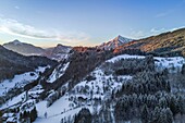 France, Haute Savoie, Les Carroz d'Araches ski resort, Araches la Frasse village