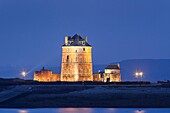 Frankreich, Finistere, Regionaler Naturpark Armoric Parc, Camaret sur Mer, Der Vauban-Turm von Camaret gehört zum Weltkulturerbe der UNESCO