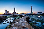 Frankreich, Finistere, Penmarc'h, Pointe de Penmarc'h, Leuchttürme Penmarc'h und Eckmuhl und das Semaphor