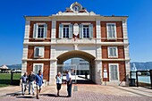 France, Var, rade de Toulon, La Seyne sur Mer, main gate of the former shipyards, former shipyard workers