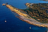 France, Bouches du Rhone, Blue Coast, Martigues, Old Crown district, Anse de la Couronne Vieille (aerial view)