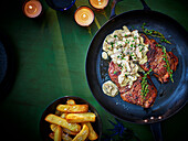 Pan-fried sirloin steak with creamy mushroom sauce