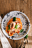 Spaghetti with tomato sauce, mascarpone and nutritional yeast