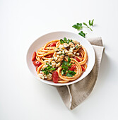 Spaghettini mit Fischragout und Tomaten
