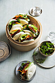 Bao Buns mit Schweinebauch