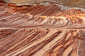 Rotgestreifter Navajo-Sandstein in der White Pocket Recreation Area, Vermilion Cliffs National Monument, Arizona