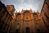 Die Kathedrale von Granada, auch Kathedrale der Menschwerdung genannt, ist die Kathedrale der Stadt Granada, Hauptstadt der gleichnamigen Provinz in der Autonomen Region Andalusien, Spanien