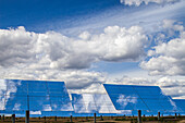 Die Sonne nutzen: Konzentriertes Solarkraftwerk in Spanien