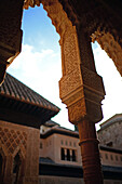 Palast der Löwen (Palacio de los Leones) in der Alhambra, Palast- und Festungskomplex in Granada, Andalusien, Spanien