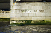 Detail der Londoner Brücke; London, England