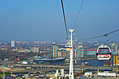 Blick auf Südlondon von der Emirates Cable Car; London, England
