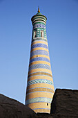 Islamisches Khoja-Minarett, innerhalb der Ichan Kala-Altstadt; Chiwa, Khwarezm, Usbekistan