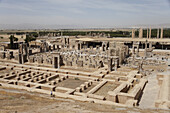 Gesamtansicht von Persepolis vom Grabmal von Artaxerxes Ii; Persepolis, Iran