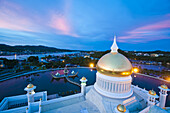 Sultan Omar Ali Saifuddien Mosque; Bandar Seri Begawan, Brunei