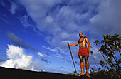 Samoaner mit Körpertätowierung in traditioneller Kleidung; Savaii Insel, Samoa