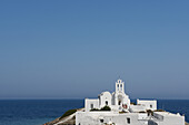 Das Chrysopiyi-Mönchskloster im Südosten von Sifnos; Sifnos, Kykladen, Griechische Inseln, Griechenland