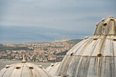 Stadtbild von Istanbul von der Süleymaniye-Moschee aus gesehen; Istanbul, Türkei