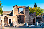 Gebäude der drei Exedrae, Hadriansvilla, UNESCO-Welterbe, Tivoli, Provinz Rom, Latium, Italien, Europa