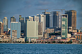 Skyline von Luanda, Angola, Afrika