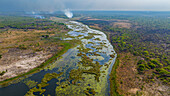 Luftaufnahme der Lagune von Mundolola, Moxico, Angola, Afrika
