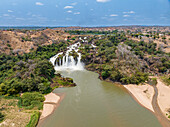 Luftaufnahme der Binga-Wasserfälle, Kwanza Sul, Angola, Afrika