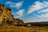 Hoodoos entlang des Milk River, Writing-on-Stone Provincial Park, UNESCO-Welterbe, Alberta, Kanada, Nordamerika