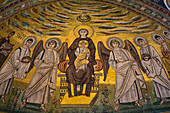 Mosaik, Maria hält Jesus in der Mitte) Euphrasius-Basilika, aus dem 6. Jahrhundert, UNESCO-Welterbe, Porec, Kroatien, Europa