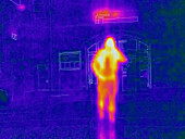 Person filmed with thermal camera