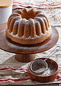 Bundt cake with pistachios and raspberries