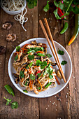 Asian mie noodles with chicken and vegetables