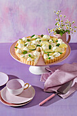 Hugo tart with lime, mint and prosecco