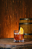 Whisky-Cocktail mit Orange Bitter