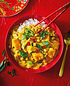 Yellow pumpkin and chickpea curry