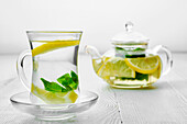 Lemon and mint tea