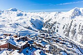 Frankreich, Savoie, Vanoise-Massiv, Tal der Haute Tarentaise, Les Arcs 2000, Teil des Paradiski-Gebietes, (Luftaufnahme)