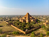 Myanmar (Burma), Region Mandalay, Bagan, von der UNESCO als buddhistische archäologische Stätte in die Liste des Welterbes aufgenommen, Dhammayangi-Tempel (Luftaufnahme)
