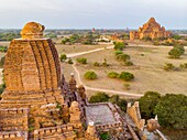 Myanmar (Burma), Region Mandalay, buddhistische archäologische Stätte von Bagan, die von der UNESCO zum Weltkulturerbe erklärt wurde (Luftaufnahme)