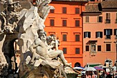 Italy, Lazio, Rome, UNESCO World Heritage Site, Piazza Navona, Fontana dei Quattro Fiumi (Fountain of the Four Rivers)