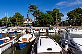 Frankreich, Gironde, Bassin d'Arcachon, Andernos les Bains, Hafen von Betey