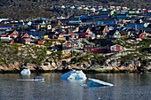 Greenland, west coast, Disko Bay, speedboat in front of Ilulissat