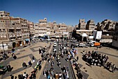 Yemen, Sana&#x2bd;a Governorate, Sanaa, Old City, listed as World Heritage by UNESCO, view of the entrance to the Old Town from Bab el Yemen