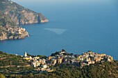 Italien, Ligurien, Cinque Terre, das von der UNESCO zum Weltkulturerbe erklärte Dorf Corniglia