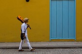 Cuba, Havana, district of Habana Vieja listed as World Heritage by UNESCO, musician in the street