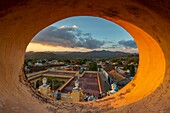 Kuba, Provinz Sancti Spiritus, Trinidad de Cuba, von der UNESCO zum Weltkulturerbe erklärt, ehemaliges Kloster San Francisco de Asis, heute Museo de la lucha contra banditismo